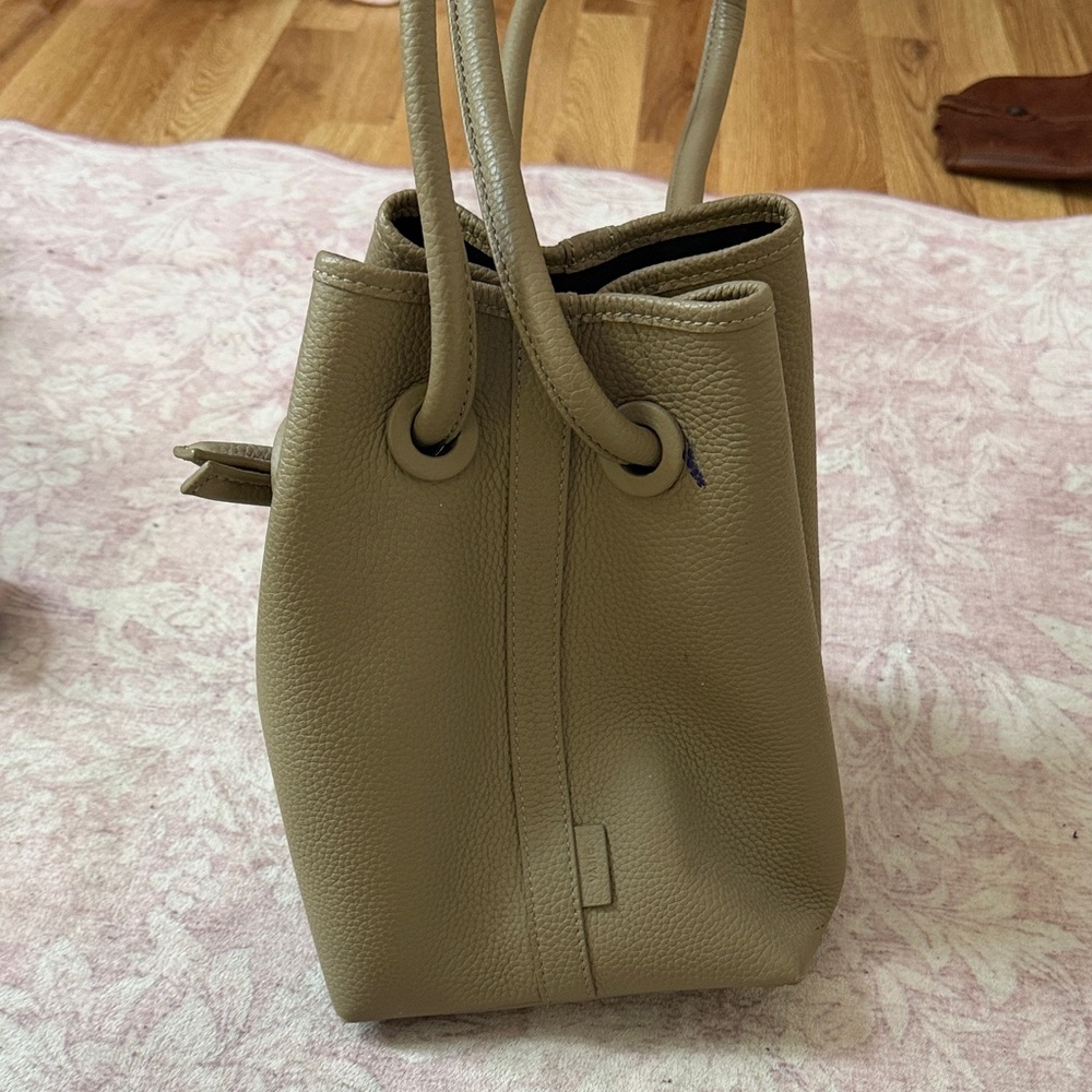 Vasic Mini Bag - image 2